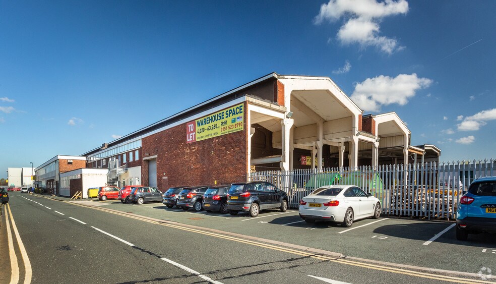 Aintree Way, Liverpool for lease - Primary Photo - Image 1 of 2