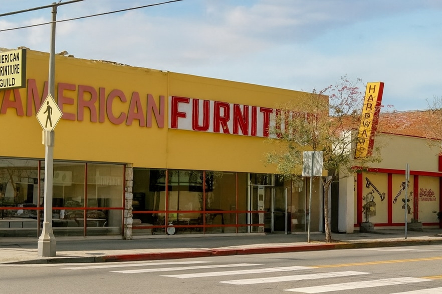 1141 S Pacific Ave, San Pedro, CA for lease - Building Photo - Image 2 of 5