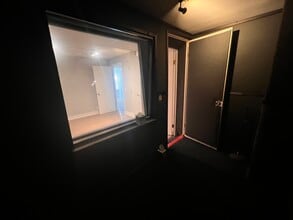 4419-4421 Lankershim Blvd, North Hollywood, CA for lease Interior Photo- Image 2 of 8