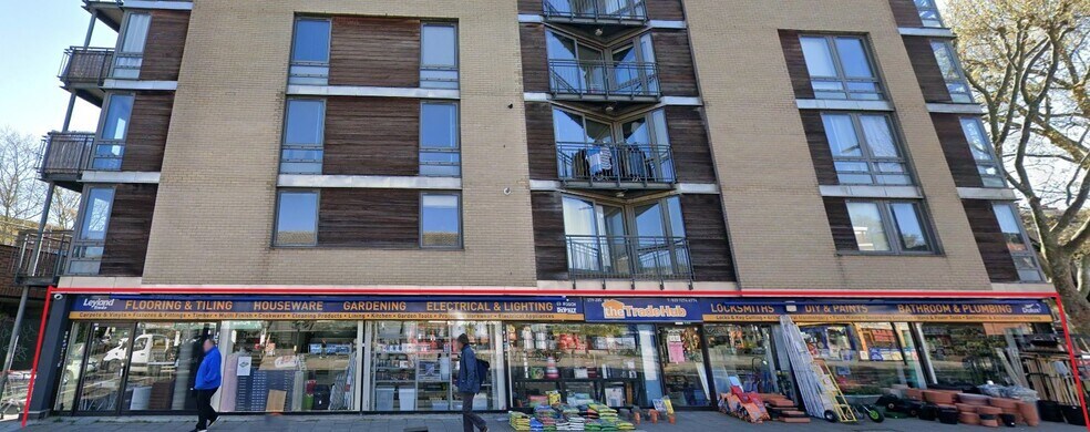 279-285 Clapham Rd, Londres à louer - Photo du bâtiment - Image 1 de 3