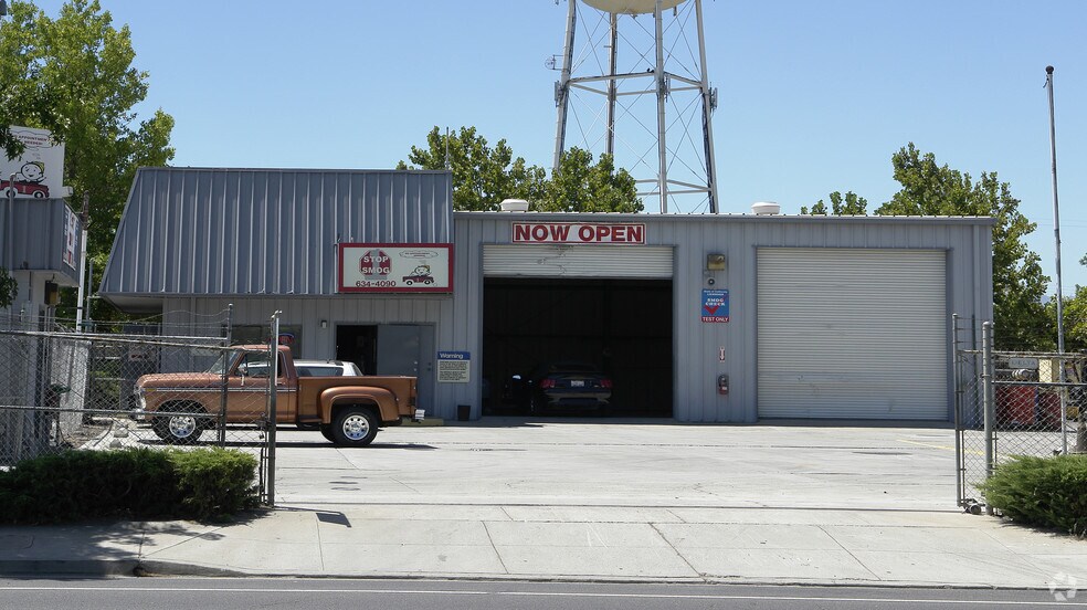 8285-8315 Brentwood Blvd, Brentwood, CA à vendre - Photo principale - Image 1 de 3