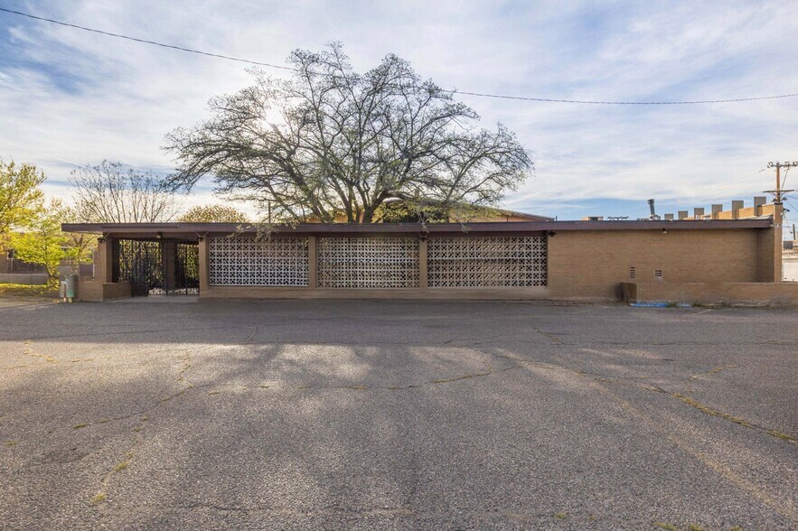 111 University SE Blvd, Albuquerque, NM à vendre - Photo du bâtiment - Image 3 de 62