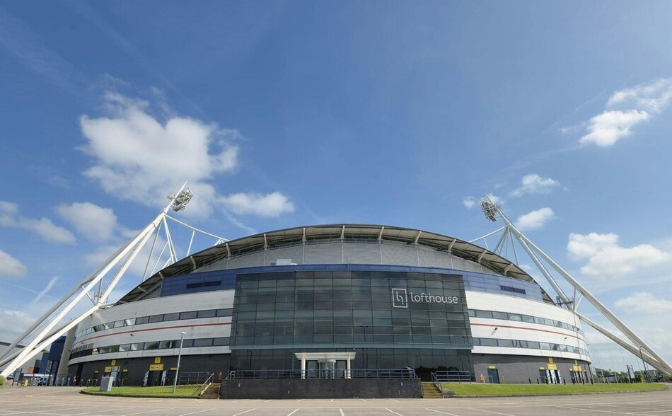 Burnden Way, Bolton for lease - Building Photo - Image 1 of 6