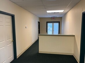 537 N State Rd, Briarcliff Manor Village, NY à vendre Photo intérieure- Image 1 de 2