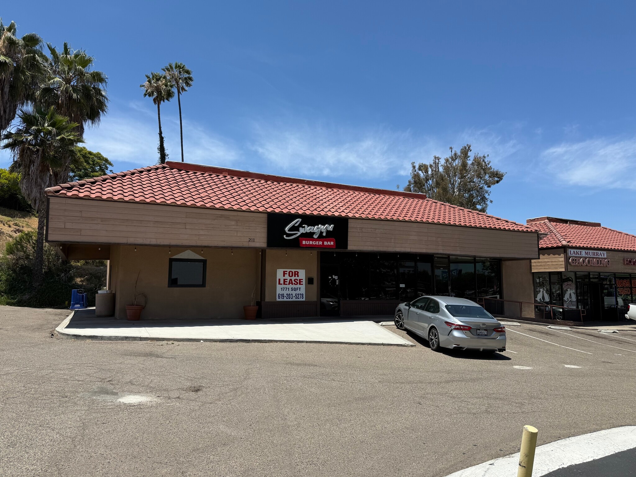 6062 Lake Murray Blvd, La Mesa, CA à louer Photo du bâtiment- Image 1 de 21