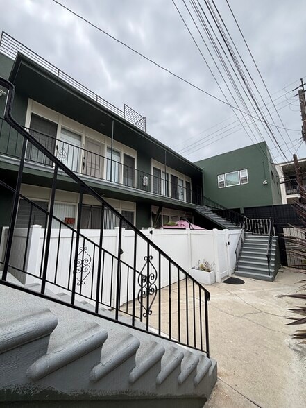 1142-1148 E 1st St, Long Beach, CA for sale - Building Photo - Image 2 of 60