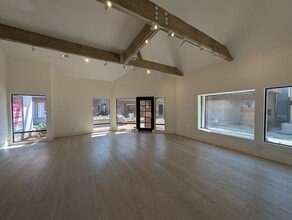 73260 El Paseo, Palm Desert, CA for lease Interior Photo- Image 1 of 7