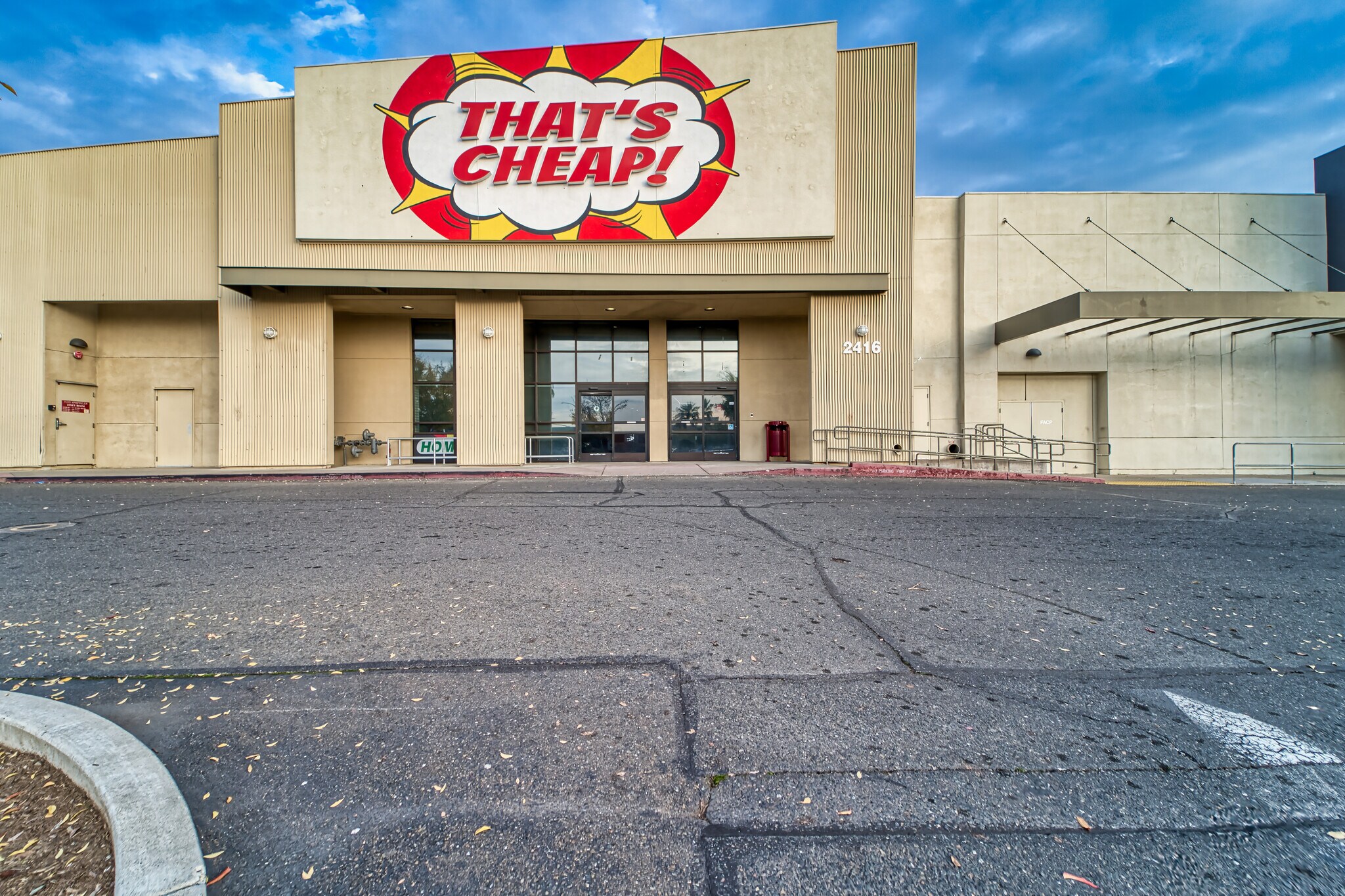 2300-2448 Watt Ave, Sacramento, CA à louer Photo intérieure- Image 1 de 22