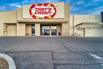 2300-2448 Watt Ave, Sacramento, CA à louer Photo intérieure- Image 1 de 22