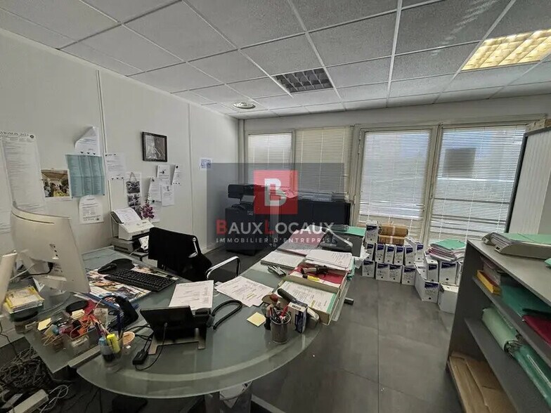 Office in Avignon for sale - Interior Photo - Image 3 of 9
