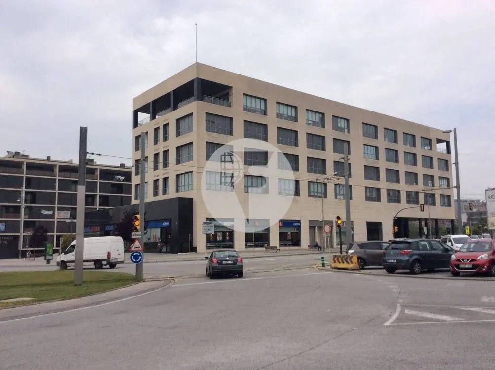 Office in Avinguda de Barcelona, 115, Sant Joan Despí for lease Building Photo- Image 1 of 10