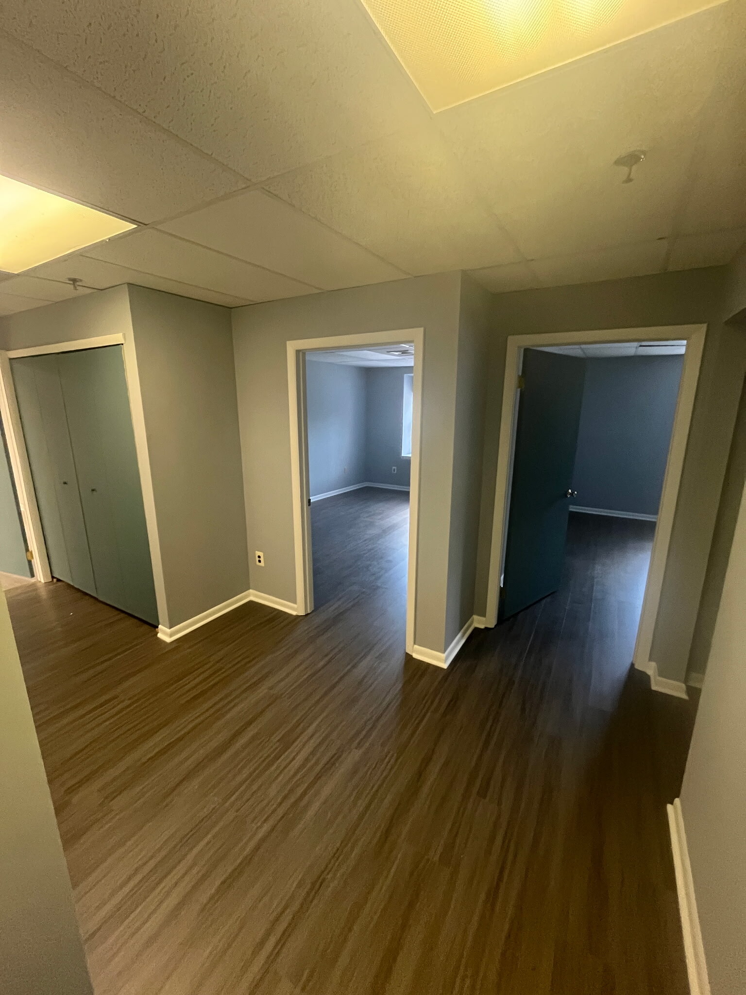 4201 Church Rd, Mount Laurel, NJ for lease Interior Photo- Image 1 of 4