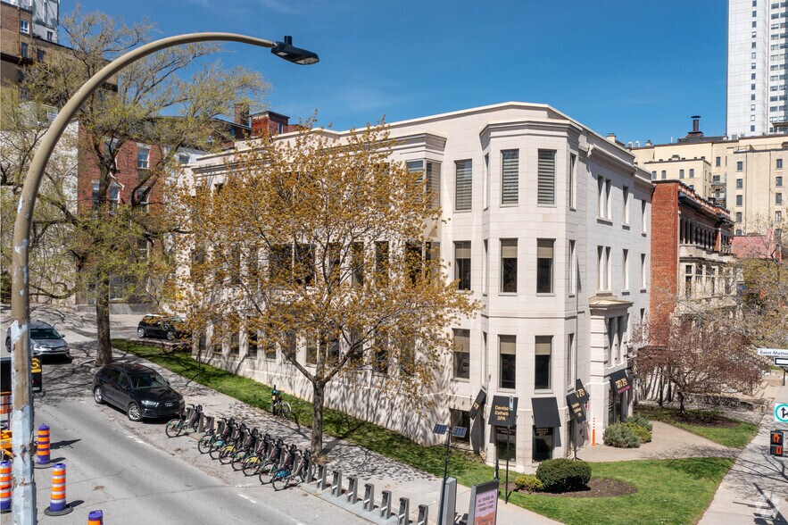 1635-1639 Rue Sherbrooke O, Montréal, QC for sale - Building Photo - Image 1 of 1