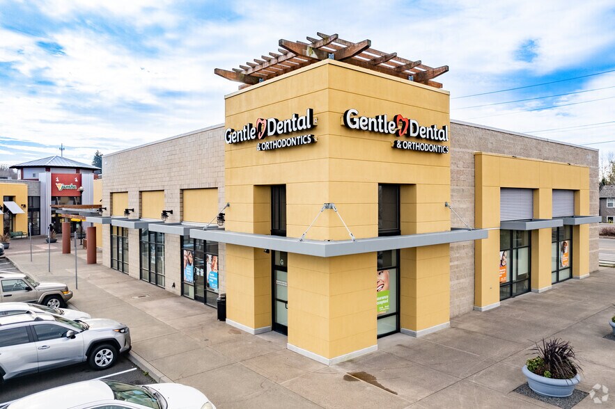 22401 NE Glisan St, Wood Village, OR for lease - Primary Photo - Image 1 of 4