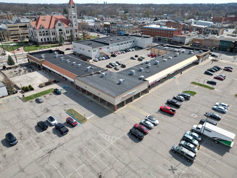 138 Xenia Towne Sq, Xenia, OH à louer - Photo du bâtiment - Image 2 de 10