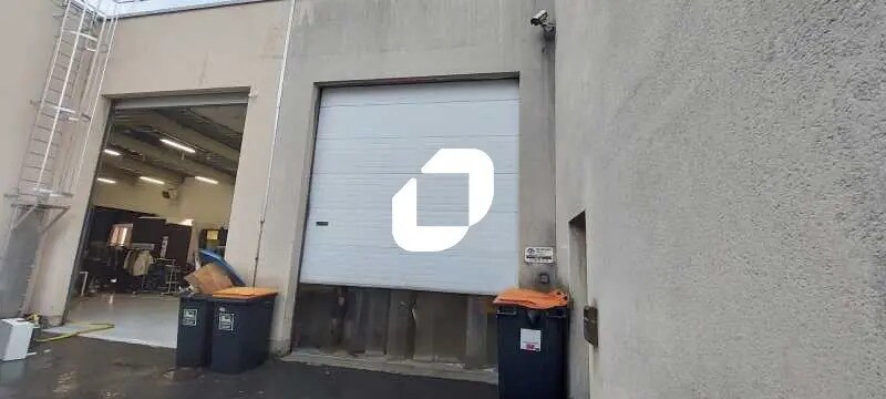 Flex in Saint-Ouen-sur-Seine for lease - Building Photo - Image 3 of 9