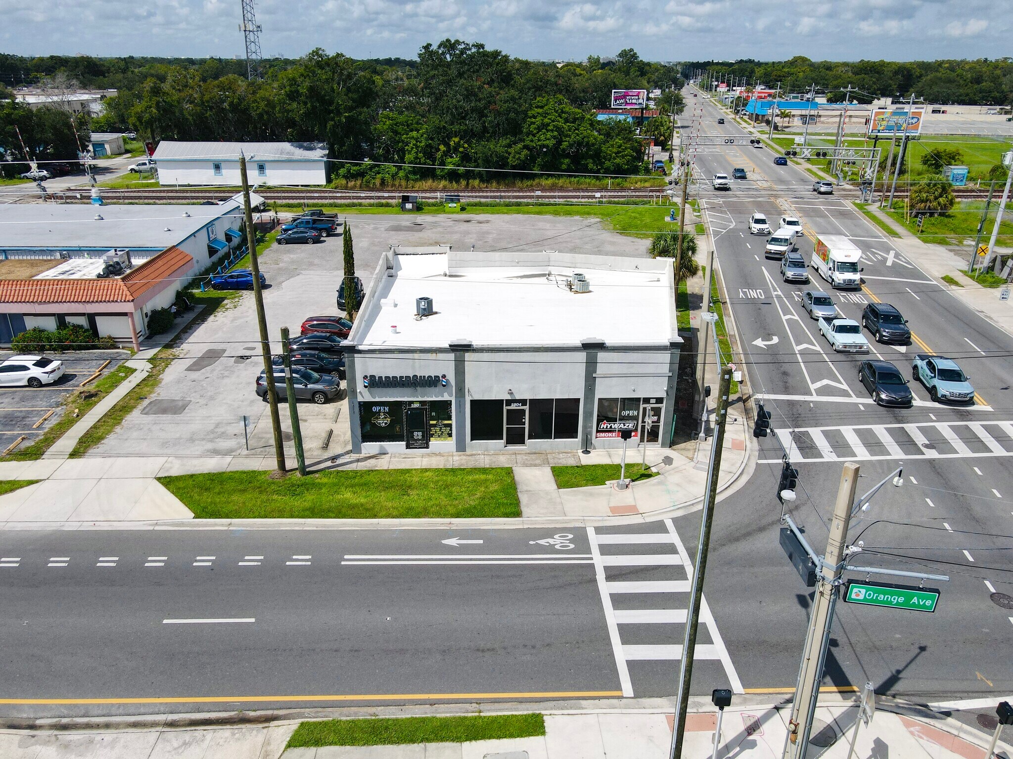 5904-5908 S Orange Ave, Orlando, FL à louer Photo du bâtiment- Image 1 de 14