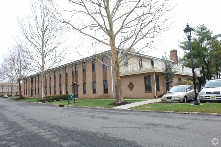 201-250 Wall St, Princeton, NJ for lease - Building Photo - Image 2 of 3