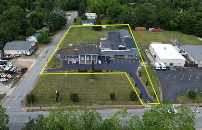 Plus de détails pour 901 E Main St, Walhalla, SC - Services hôteliers à vendre