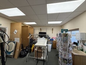 2-30 North Rd, Lancing for lease Interior Photo- Image 2 of 5