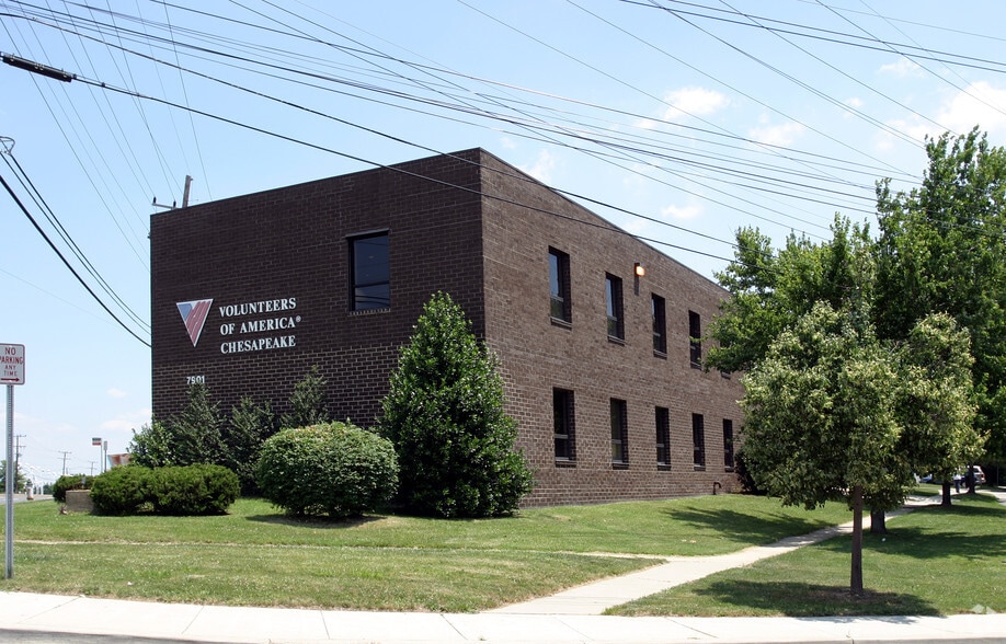 7901 Annapolis Rd, Lanham, MD à louer - Photo du bâtiment - Image 2 de 4