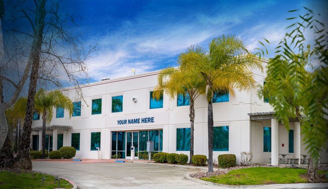 2140 Enterprise St, Escondido, CA à louer - Photo principale - Image 1 de 6