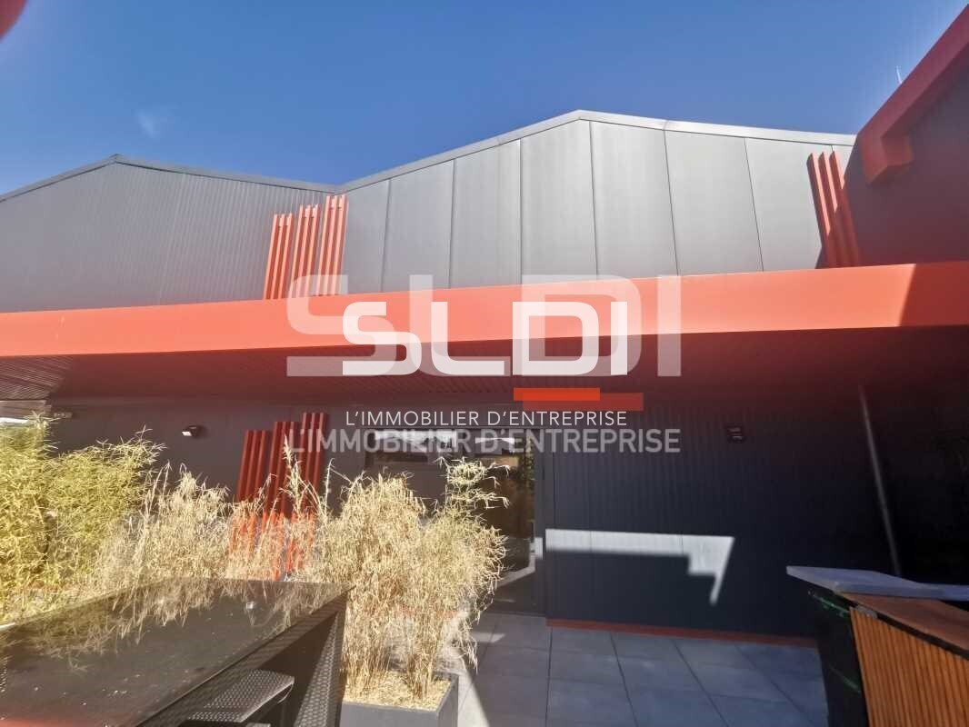 Retail in Bourgoin-Jallieu for lease Building Photo- Image 1 of 7