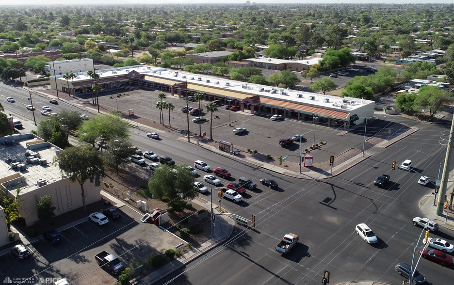 3102-3160 E Fort Lowell Rd, Tucson, AZ for lease - Building Photo - Image 1 of 3