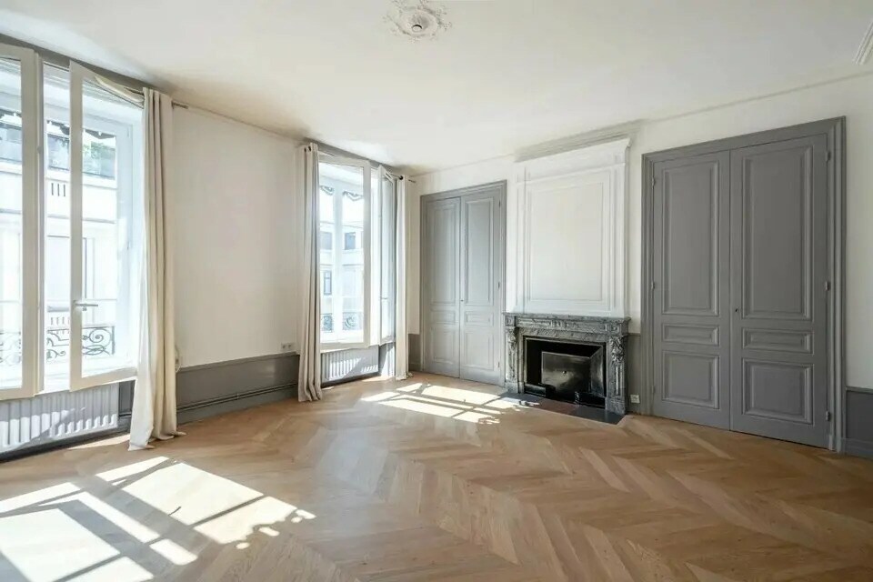 272 Rue Saint-Honoré, Paris à louer Photo du bâtiment- Image 1 de 11