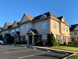 Plus de détails pour 806 Stone Creek Pky, Louisville, KY - Bureau à louer