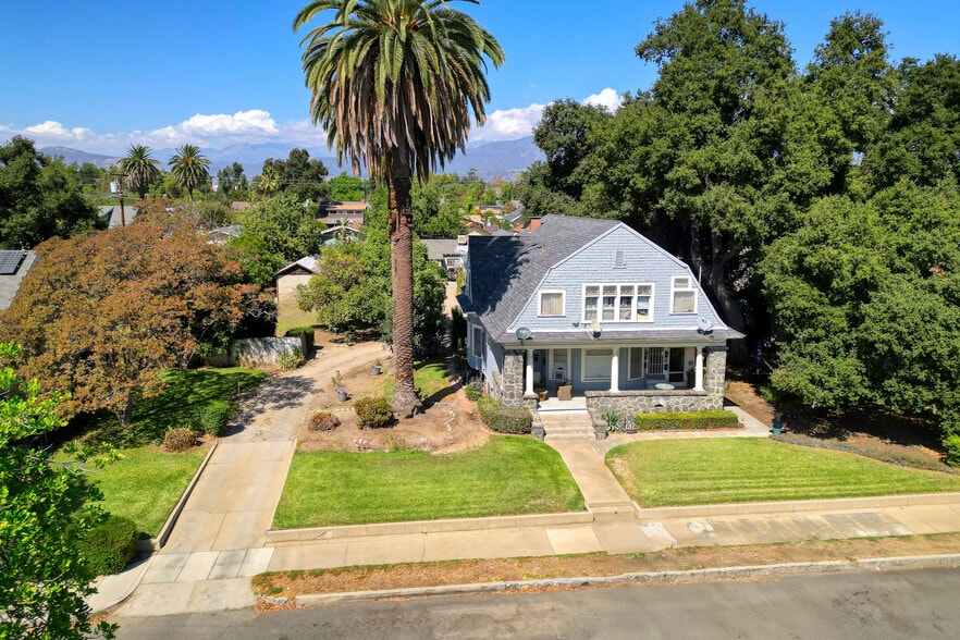 357 E Kingsley Ave, Pomona, CA for sale - Primary Photo - Image 1 of 10