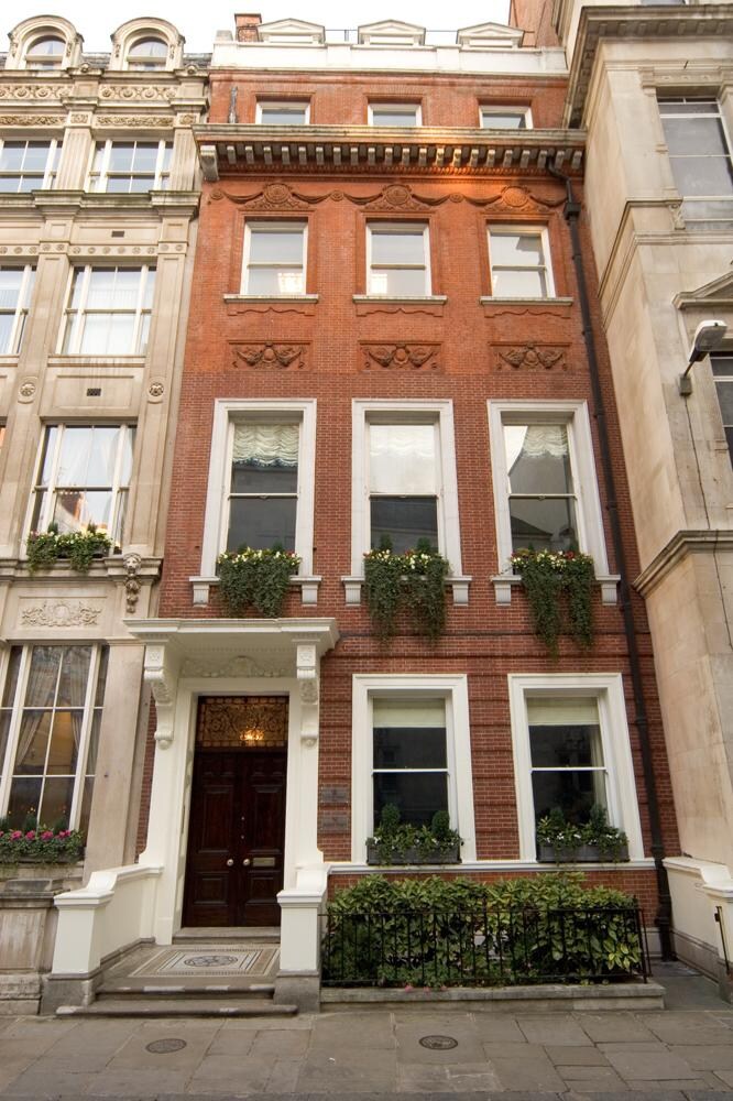 12 Austin Friars, Londres à louer Photo du bâtiment- Image 1 de 15