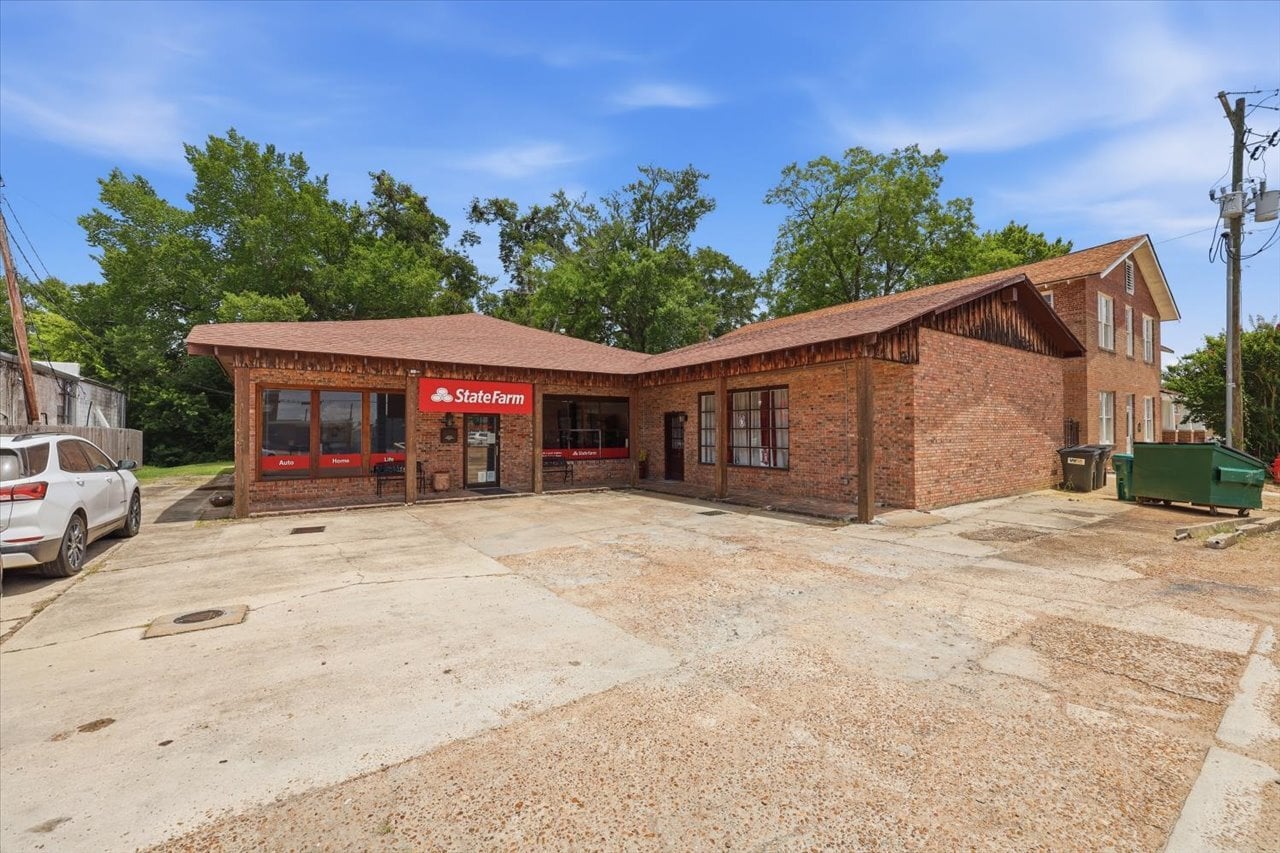 148 W Green St, Hazlehurst, MS for sale Primary Photo- Image 1 of 62