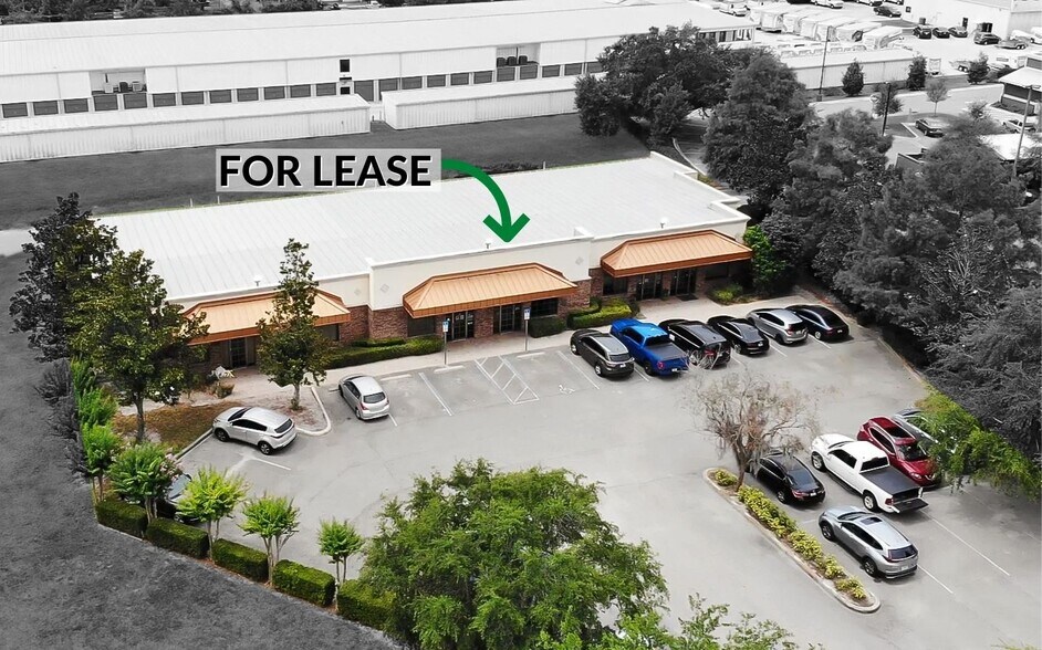 111 E Lake Mary Blvd, Sanford, FL for lease - Building Photo - Image 2 of 14