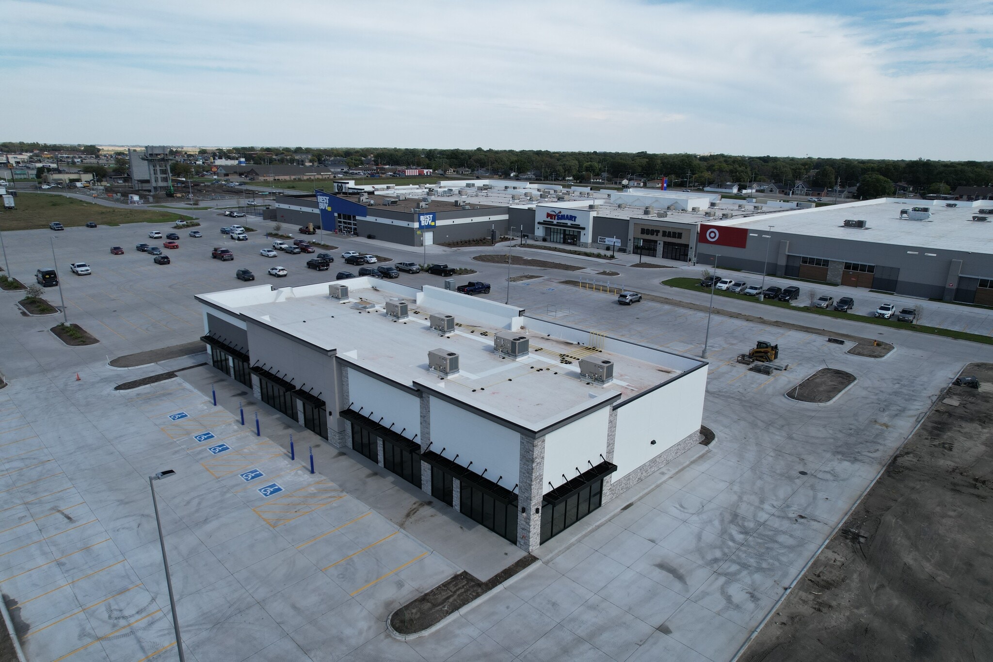 1480 Conestoga Dr, Grand Island, NE for lease Building Photo- Image 1 of 4