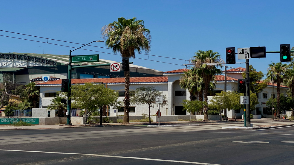 809 E Washington St, Phoenix, AZ à louer - Photo du bâtiment - Image 1 de 4