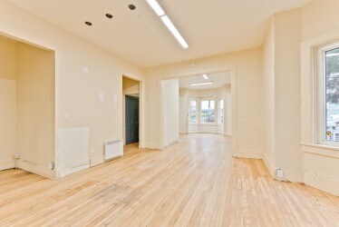 127 Rue Queen, Sherbrooke, QC à vendre - Photo intérieure - Image 3 de 7