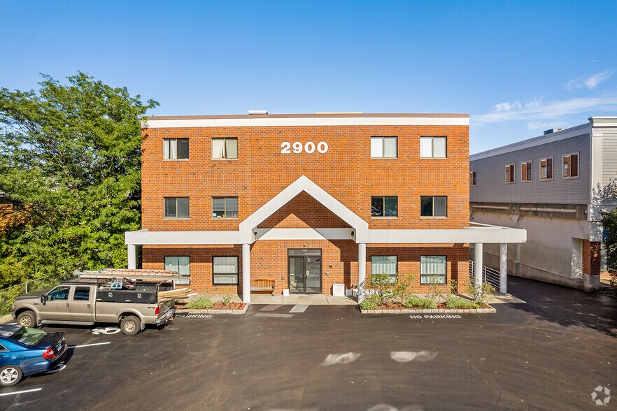 2900 Main St, Stratford, CT à vendre - Photo du bâtiment - Image 3 de 36