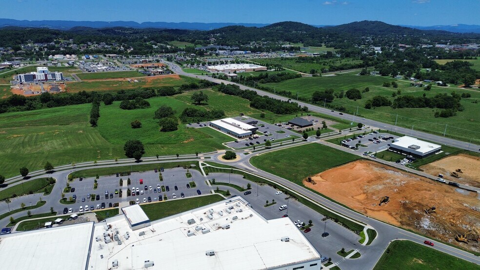 4176 Durham Lndg, Morristown, TN à vendre - Photo du bâtiment - Image 2 de 10