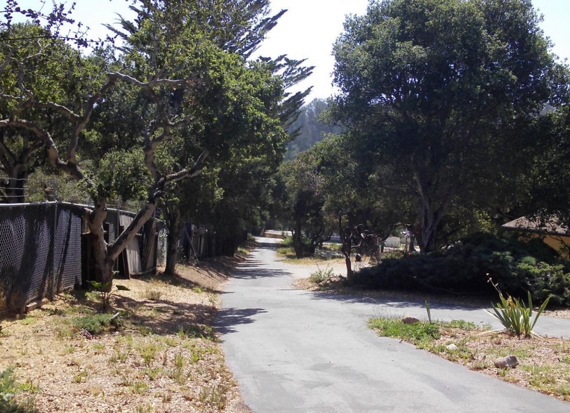 17663 Vierra Canyon Rd, Salinas, CA à vendre - Photo du bâtiment - Image 3 de 185