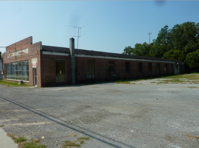 409 N Longstreet St, Kingstree, SC for sale Primary Photo- Image 1 of 1