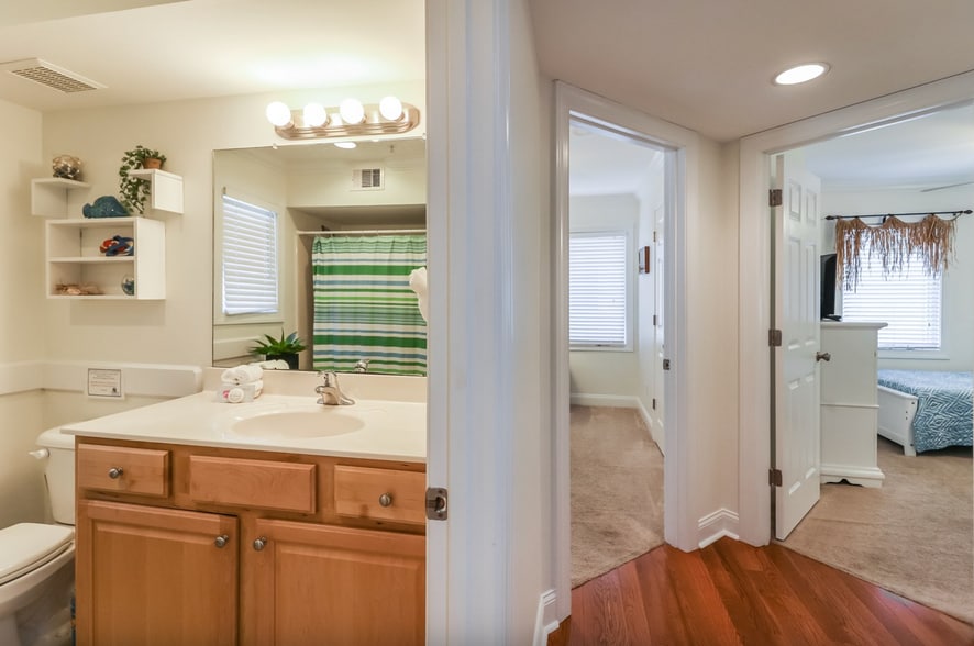 13 Silver Ave, Tybee Island, GA for sale - Building Photo - Image 2 of 38