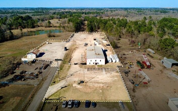 2103 E SH 31, Kilgore, TX for lease Building Photo- Image 2 of 9