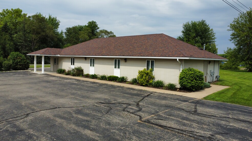 9000 Peet Rd, Chesaning, MI for sale - Building Photo - Image 3 of 7