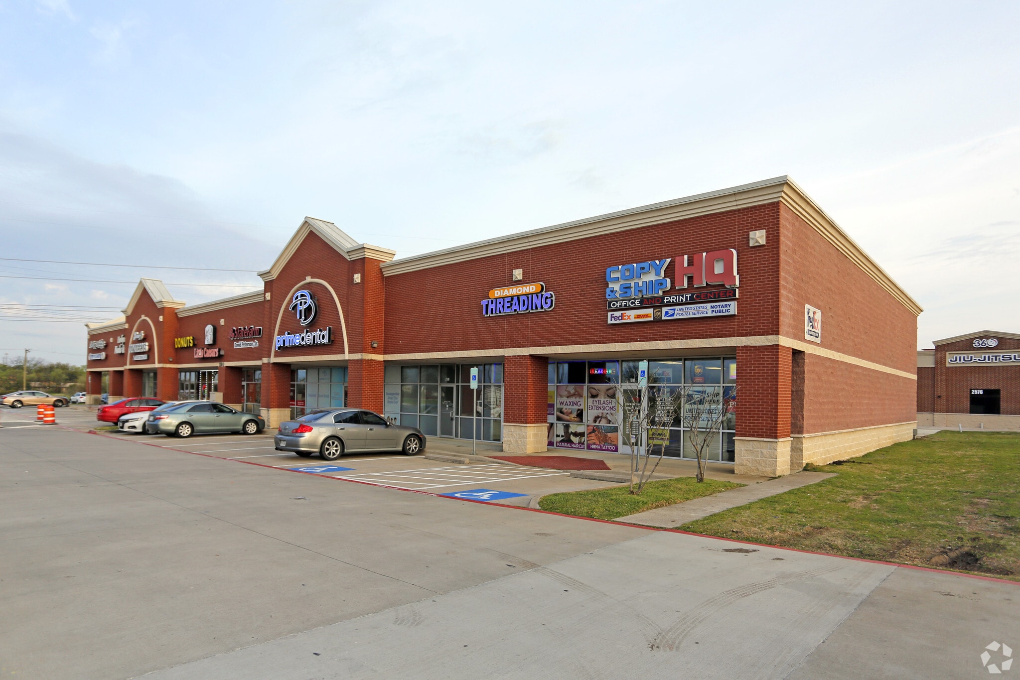 2580 W Camp Wisdom Rd, Grand Prairie, TX for lease Primary Photo- Image 1 of 11