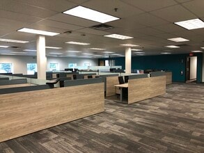 27501 Hildebrandt Rd, Romulus, MI à louer Photo intérieure- Image 2 de 9