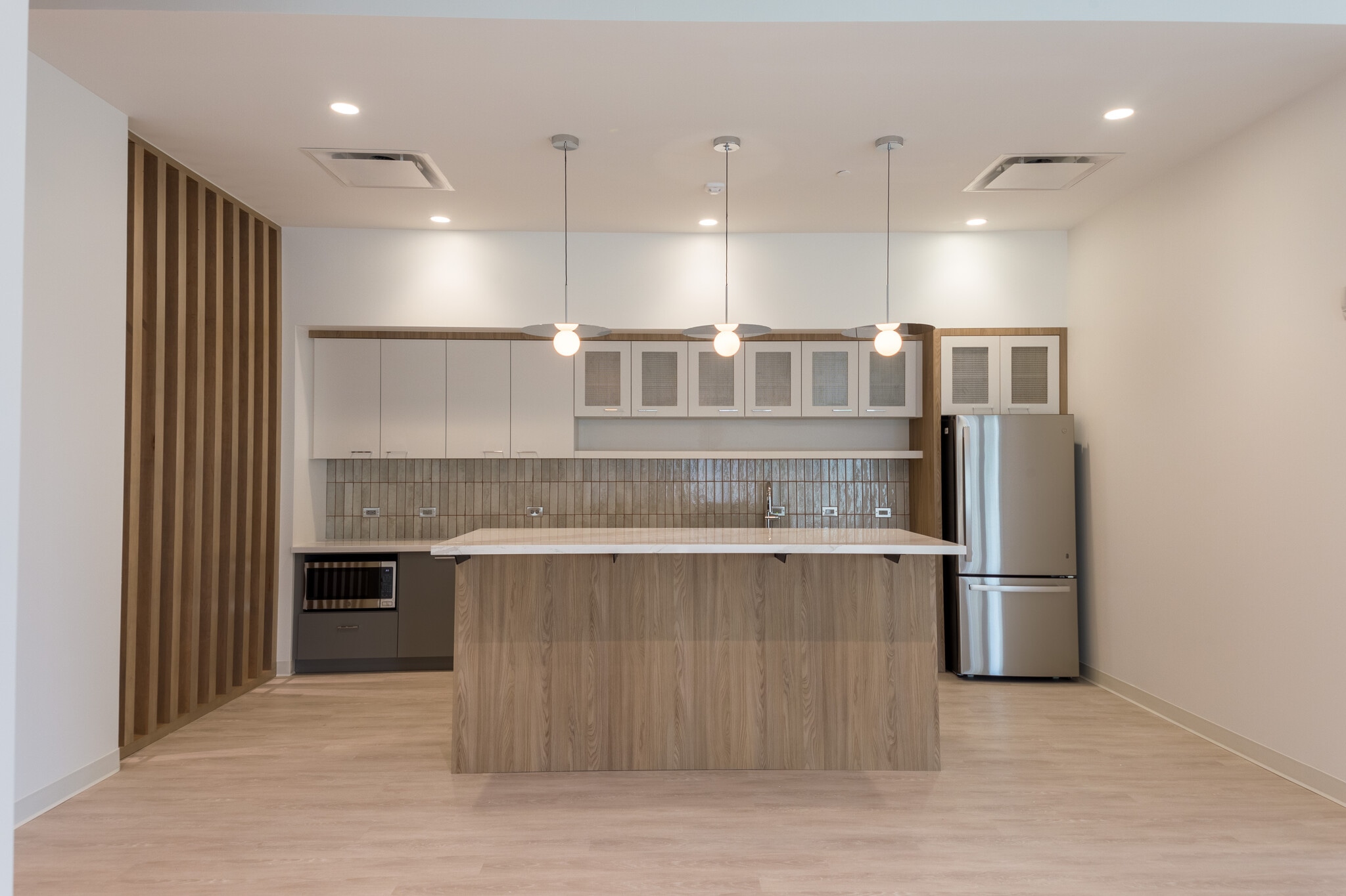 4600 Roswell Rd, Atlanta, GA for lease Interior Photo- Image 1 of 9