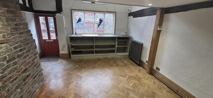 3 High St, Alfriston for lease Interior Photo- Image 2 of 4