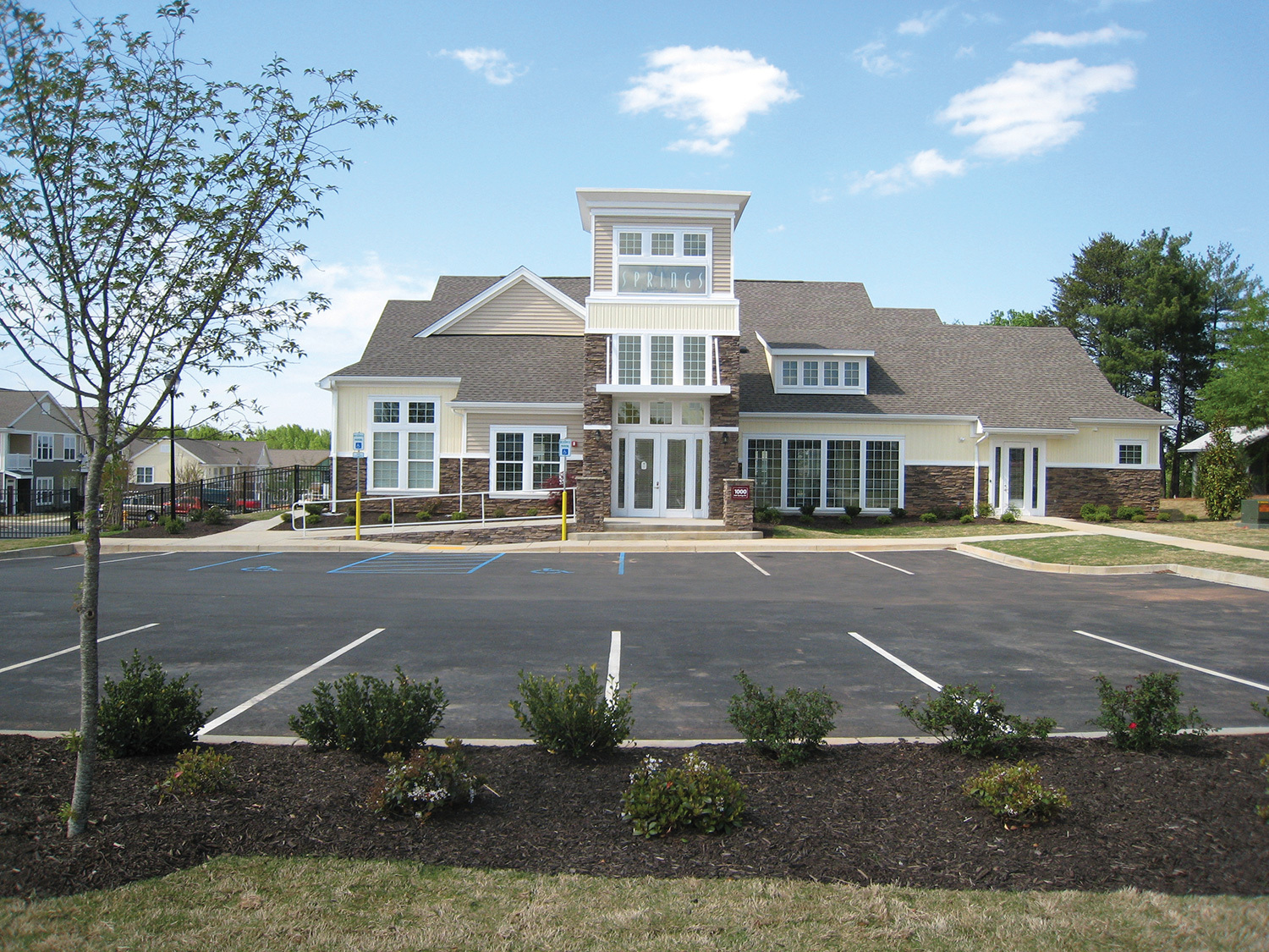 1000 Oak Springs Dr, Greenville, SC à vendre Photo du bâtiment- Image 1 de 1