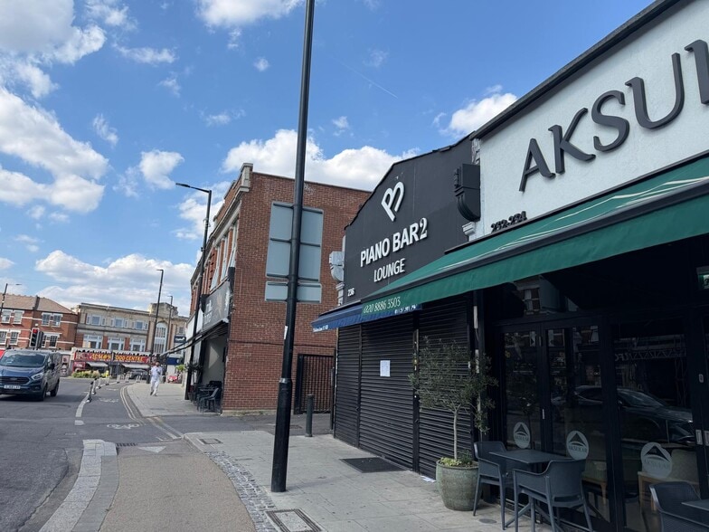 222-236 Green Lanes, London for lease - Building Photo - Image 3 of 3